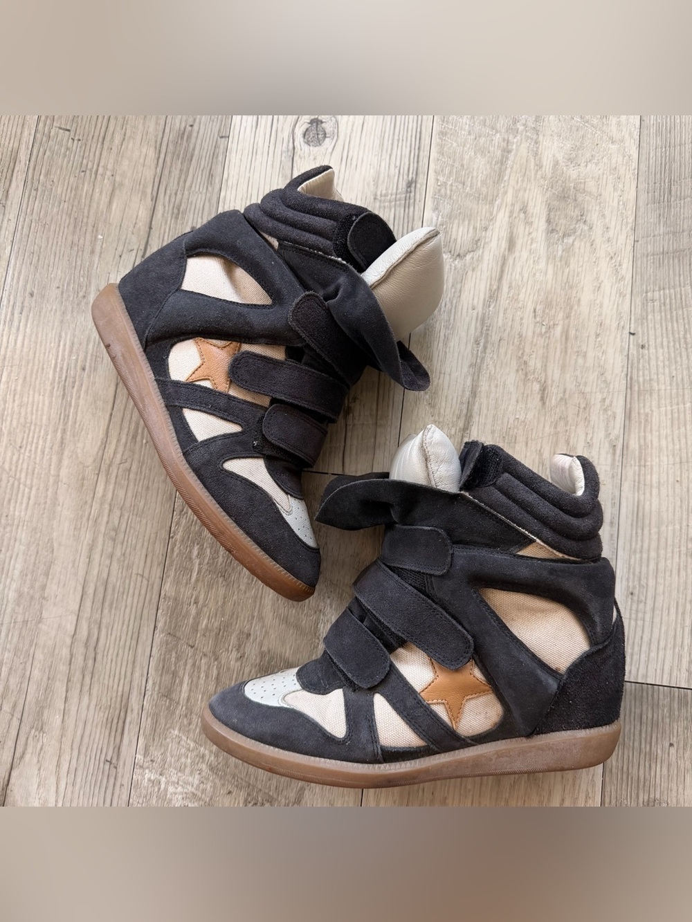 Authentic isabel marant wedge bekett sneaker in dark blue with a star